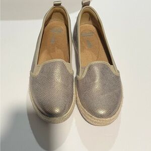 Clarks Collection Women's Espadrilles Gold Metallic Azella Major Shoes Sz 8